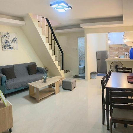 2 Bedroom Townhouse In Bacolod City Exteriér fotografie