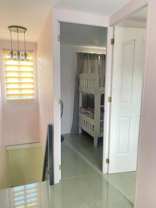 2 Bedroom Townhouse In Bacolod City Exteriér fotografie