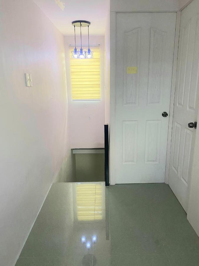 2 Bedroom Townhouse In Bacolod City Exteriér fotografie