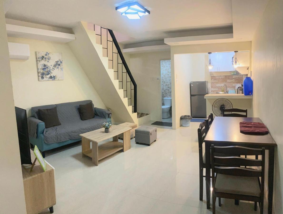 2 Bedroom Townhouse In Bacolod City Exteriér fotografie